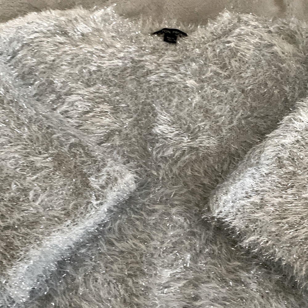 Beautiful Boston Proper eyelash sweater size XS but fits like small.